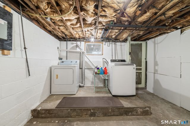 121 Ravencrest Drive, Stratford, CT 06614