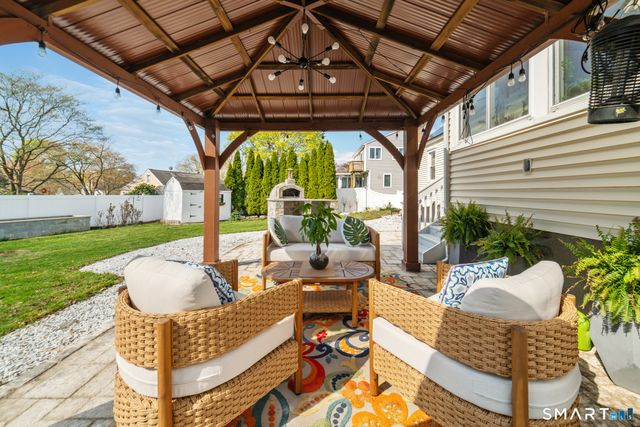 121 Ravencrest Drive, Stratford, CT 06614