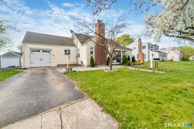 121 Ravencrest Drive, Stratford, CT 06614