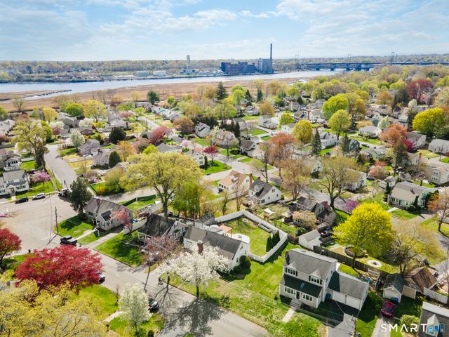 121 Ravencrest Drive, Stratford, CT 06614