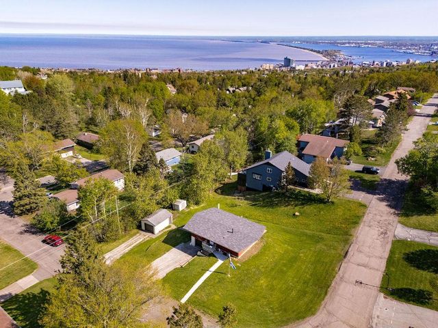 1724 Fern Avenue, Duluth, MN 55811
