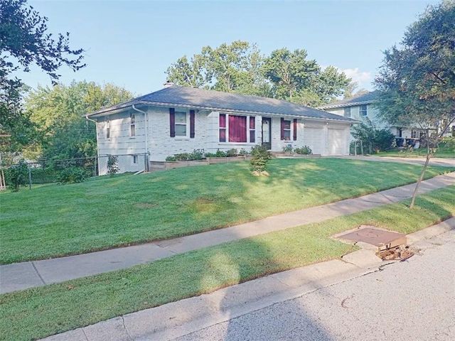 10704 BALES Avenue, Kansas City, MO 64137