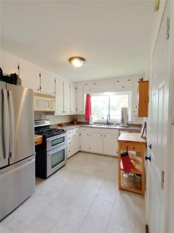 10704 BALES Avenue, Kansas City, MO 64137