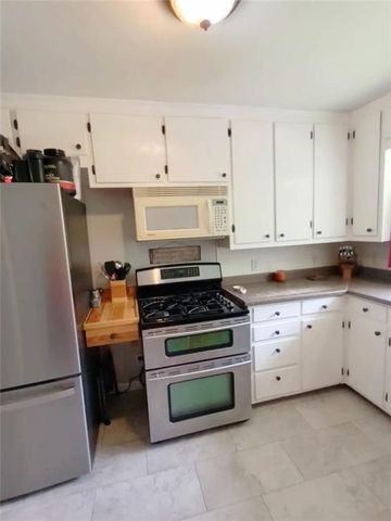 10704 BALES Avenue, Kansas City, MO 64137
