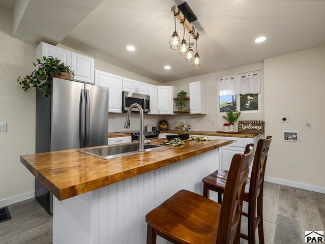 1226 Taylor Ave, Pueblo, CO 81006