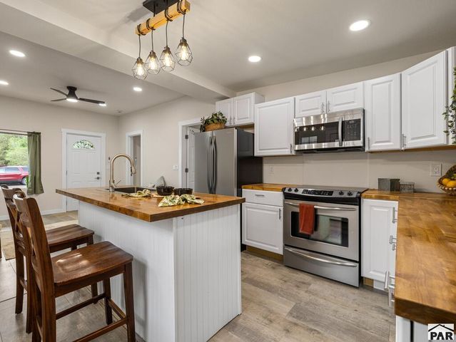 1226 Taylor Ave, Pueblo, CO 81006