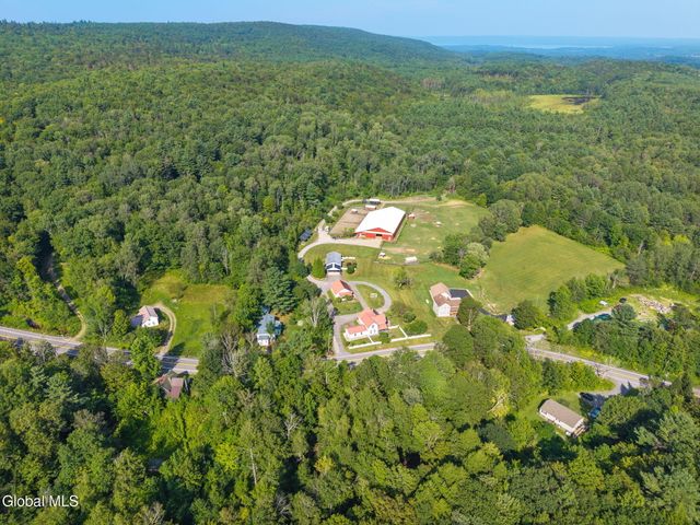 660 State Hwy 309, Johnstown, NY 12078