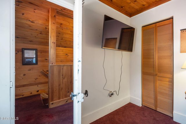 660 State Hwy 309, Johnstown, NY 12078