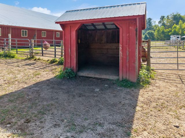 660 State Hwy 309, Johnstown, NY 12078