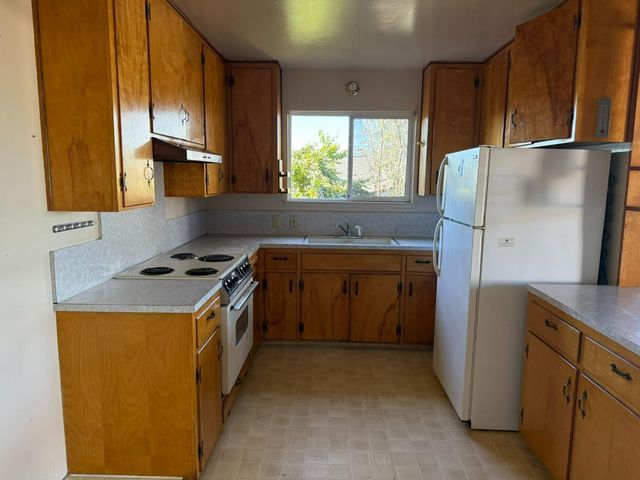 1266 Wanda Avenue, Seaside, CA 93955