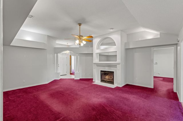 395 Lake Holley Circle, Defuniak Springs, FL 32433