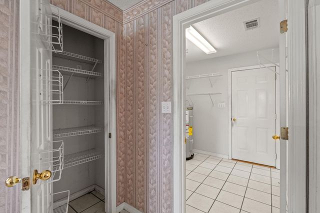 395 Lake Holley Circle, Defuniak Springs, FL 32433