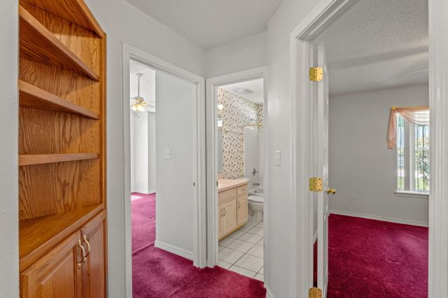 395 Lake Holley Circle, Defuniak Springs, FL 32433