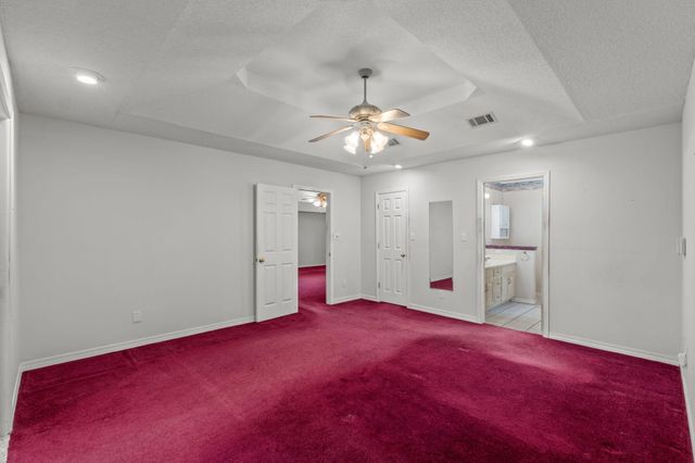 395 Lake Holley Circle, Defuniak Springs, FL 32433