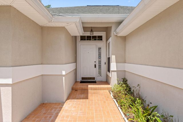 395 Lake Holley Circle, Defuniak Springs, FL 32433