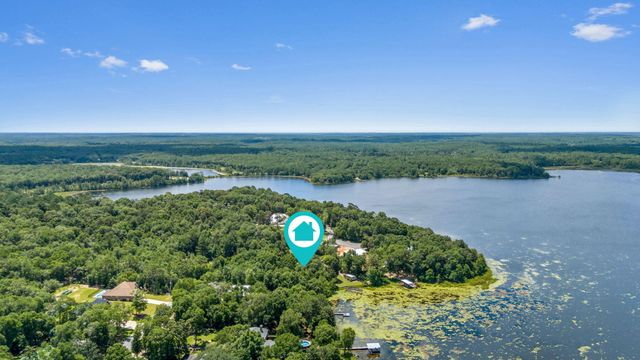 395 Lake Holley Circle, Defuniak Springs, FL 32433