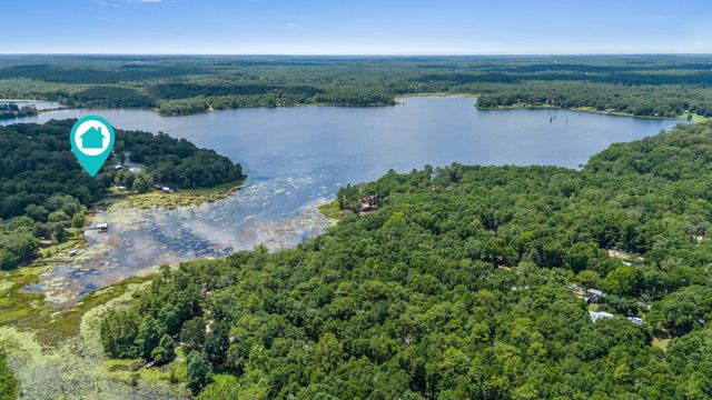 395 Lake Holley Circle, Defuniak Springs, FL 32433