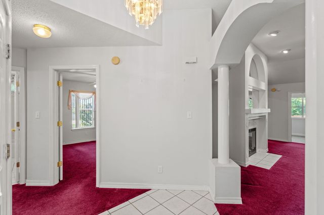 395 Lake Holley Circle, Defuniak Springs, FL 32433