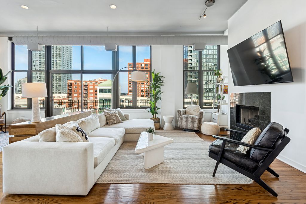 333 W HUBBARD Street 801, Chicago, IL 60654 — photo 3