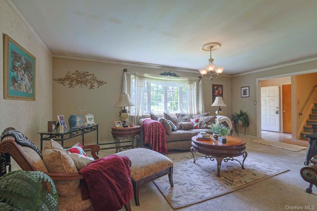 2 Mohican Road, Newburgh, NY 12550