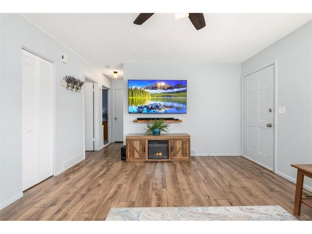 8787 Dover Cir, Arvada, CO 80005