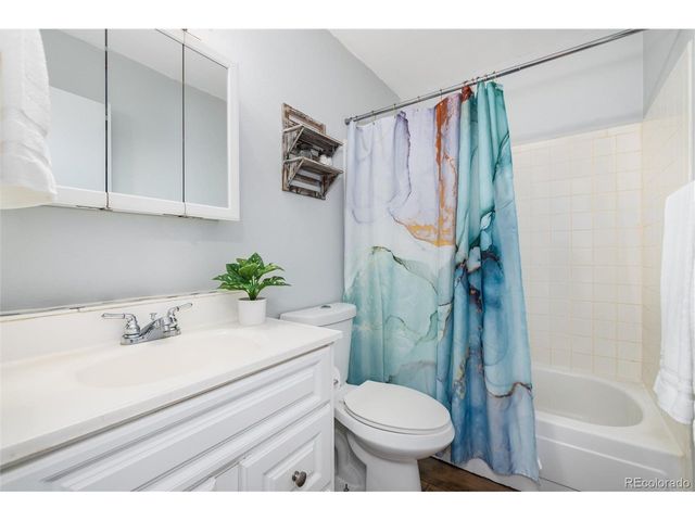 8787 Dover Cir, Arvada, CO 80005