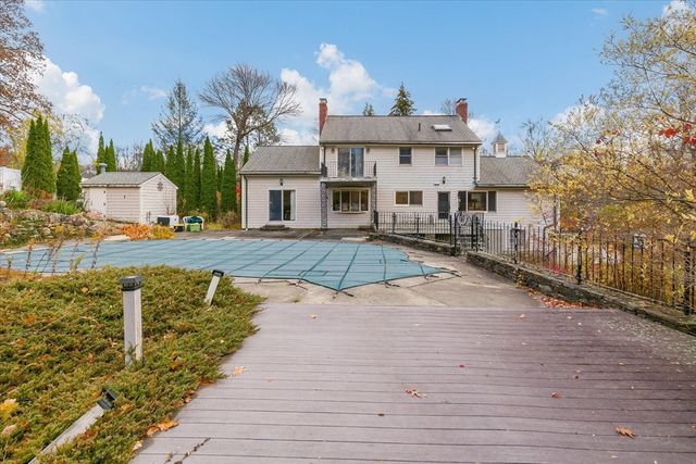 45 Camp St, Paxton, MA 01612