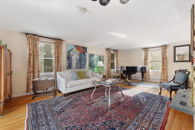 45 Camp St, Paxton, MA 01612