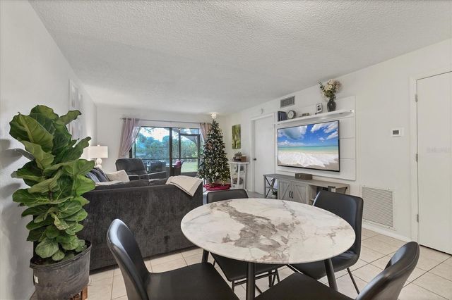 7203 CURTISS AVENUE 1C, Sarasota, FL 34231