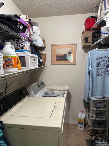8867 Mary Fleming Dr, Pensacola, FL 32507