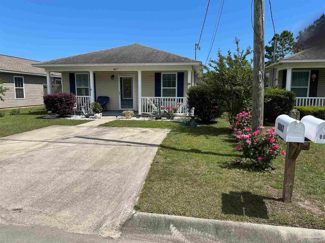 8867 Mary Fleming Dr, Pensacola, FL 32507