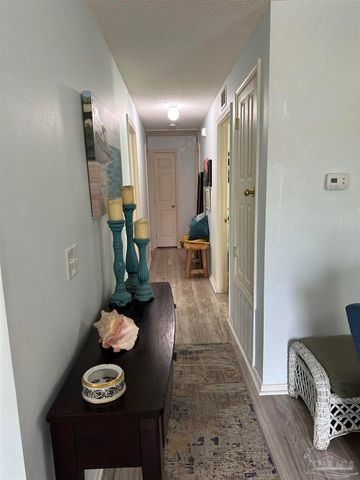 8867 Mary Fleming Dr, Pensacola, FL 32507