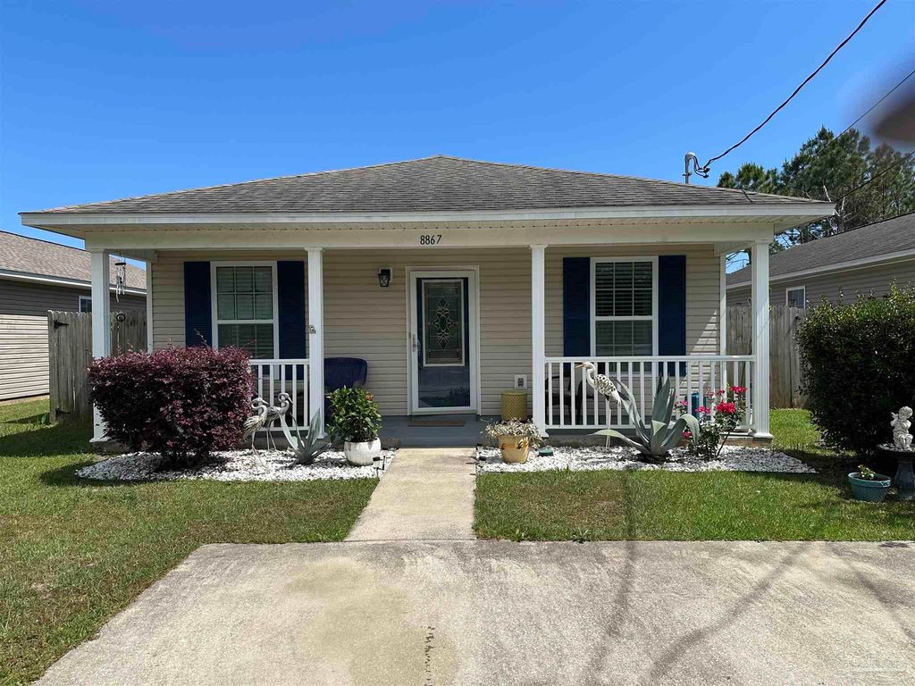 8867 Mary Fleming Dr, Pensacola, FL 32507