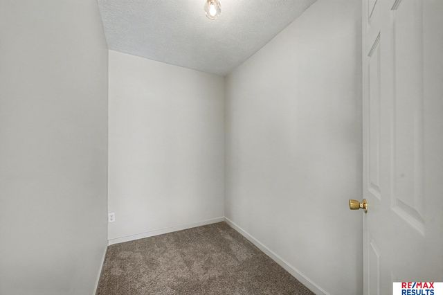 8339 Izard Street, Omaha, NE 68114