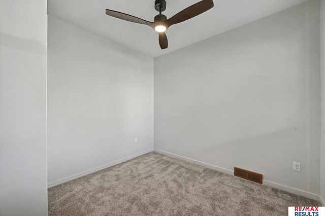 8339 Izard Street, Omaha, NE 68114