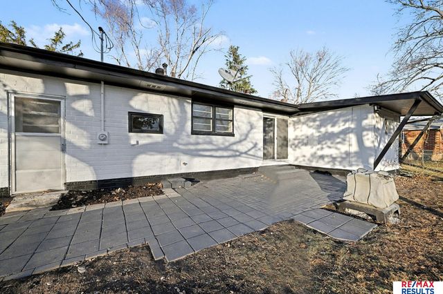 8339 Izard Street, Omaha, NE 68114