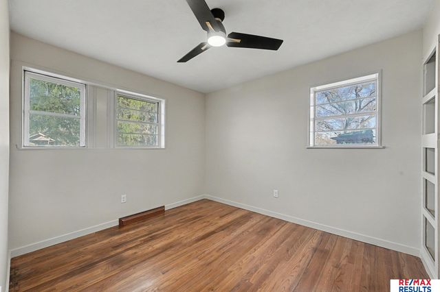 8339 Izard Street, Omaha, NE 68114