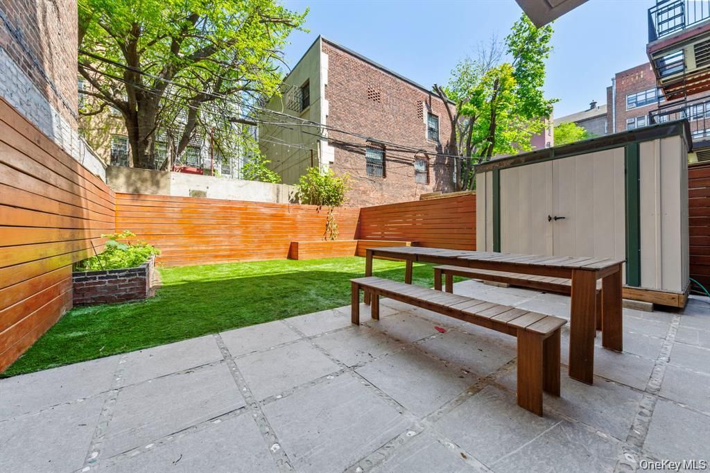 311 Hart Street 1B, Brooklyn, NY 11206 — photo 3