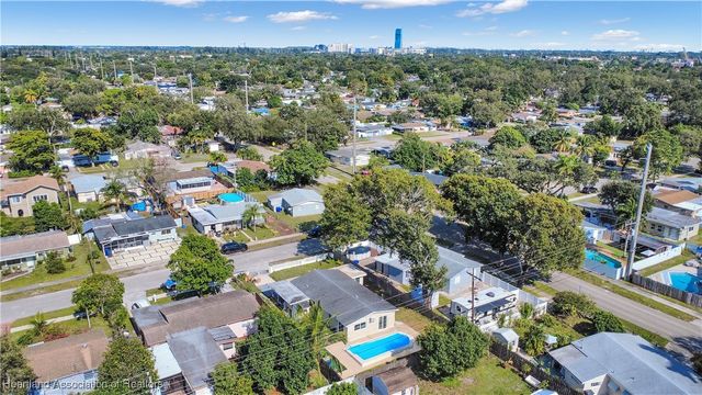 6810 Farragut Street, Hollywood, FL 33024