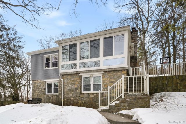 718 Hill Drive, Mahopac, NY 10541