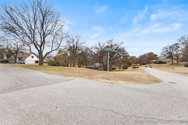 E 104th Place, Tulsa, OK 74137