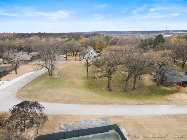 E 104th Place, Tulsa, OK 74137