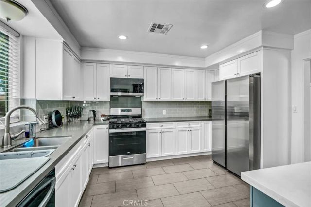 14359 Cohasset, Van Nuys, CA 91405