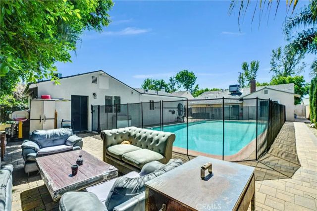 14359 Cohasset, Van Nuys, CA 91405