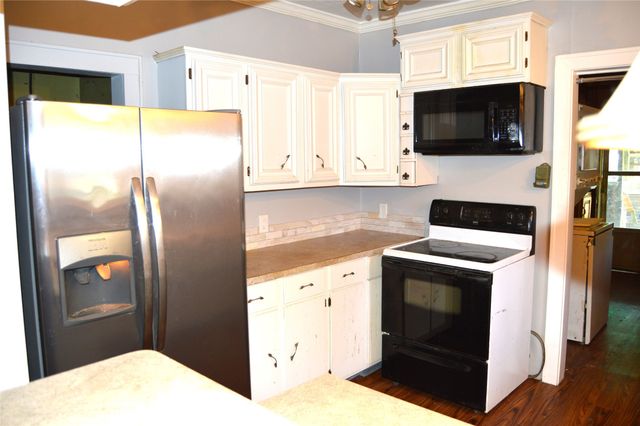 613 N Virginia Street, Terrell, TX 75160