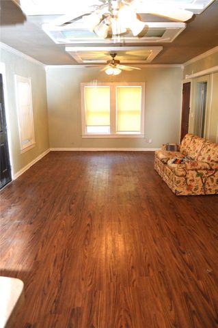 613 N Virginia Street, Terrell, TX 75160