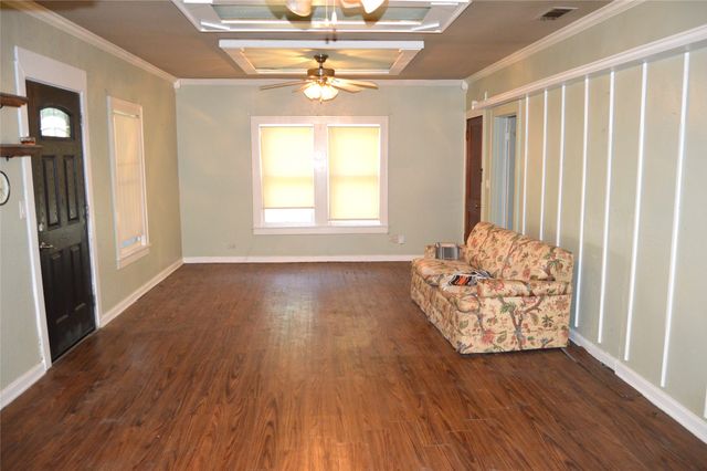 613 N Virginia Street, Terrell, TX 75160