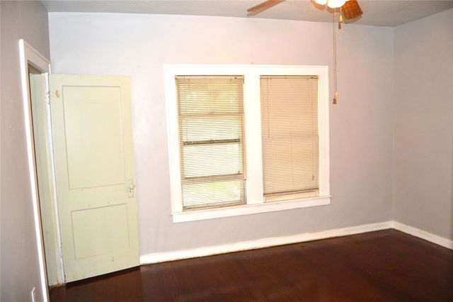 613 N Virginia Street, Terrell, TX 75160