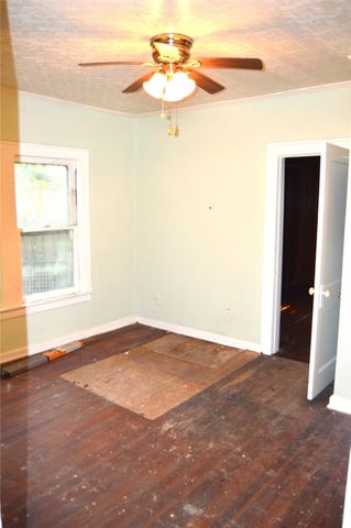 613 N Virginia Street, Terrell, TX 75160