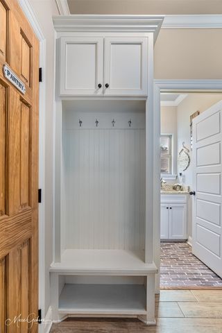 300 Ansley Circle, Benton, LA 71006